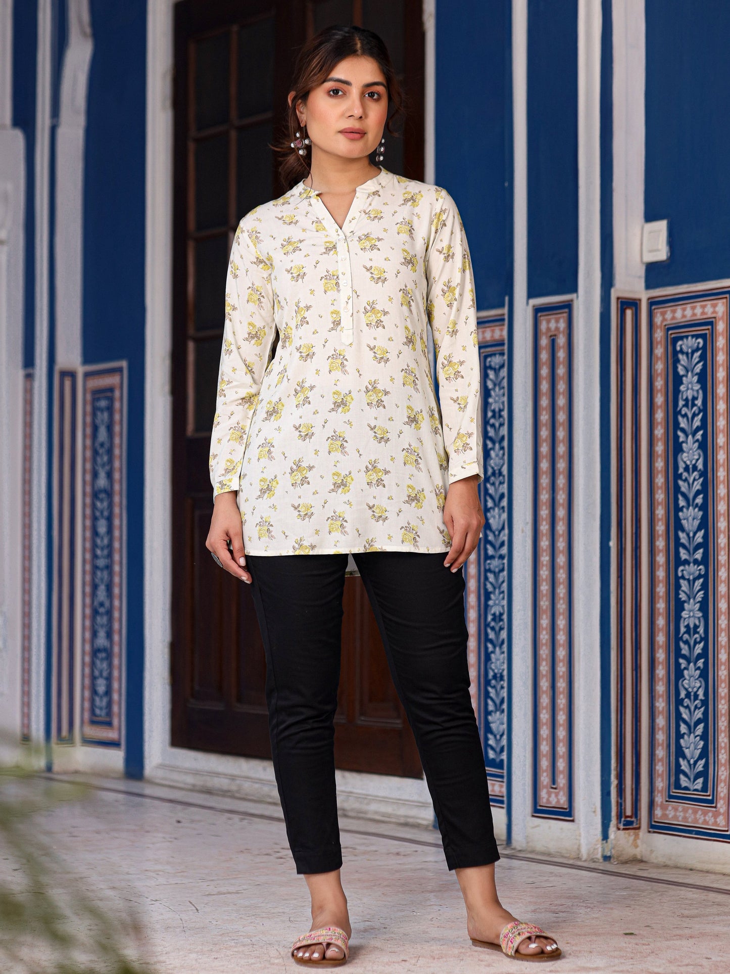 Juniper Women's Pista Green Floral Printed Tunic in Rayon - Distacart