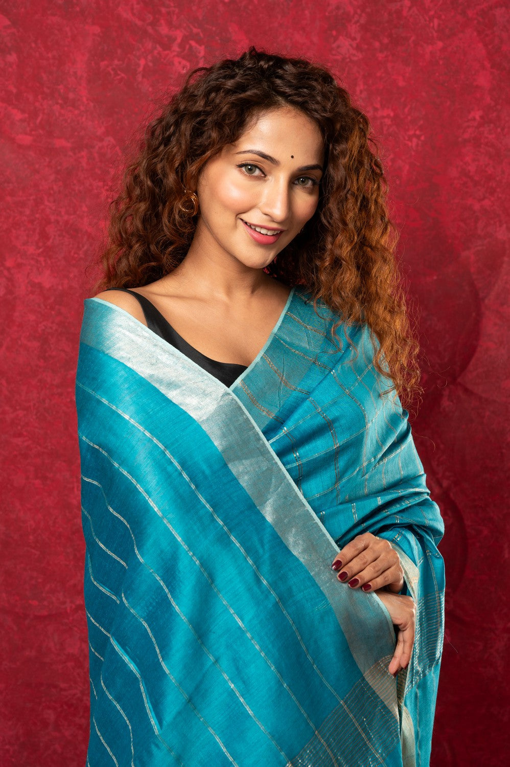 Very Much Indian Designed by VMI Pure Silk Linen Saree with All Over Checks - Sea Blue - Distacart