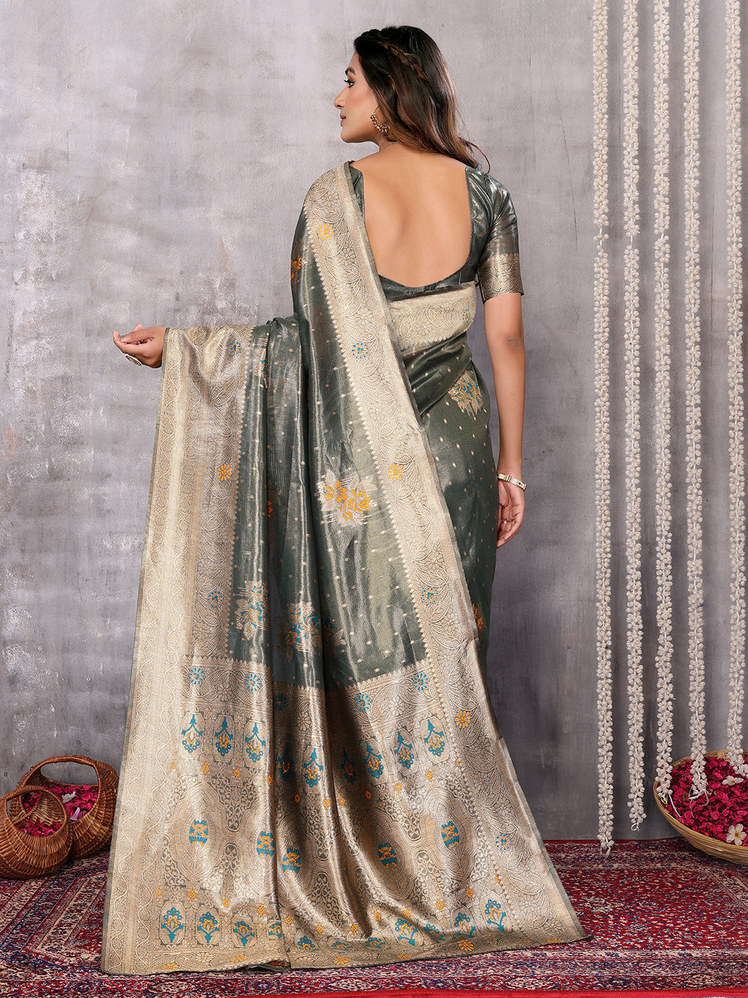 Janasya Olive Silk Blend Ethnic Motifs Banarasi Saree
