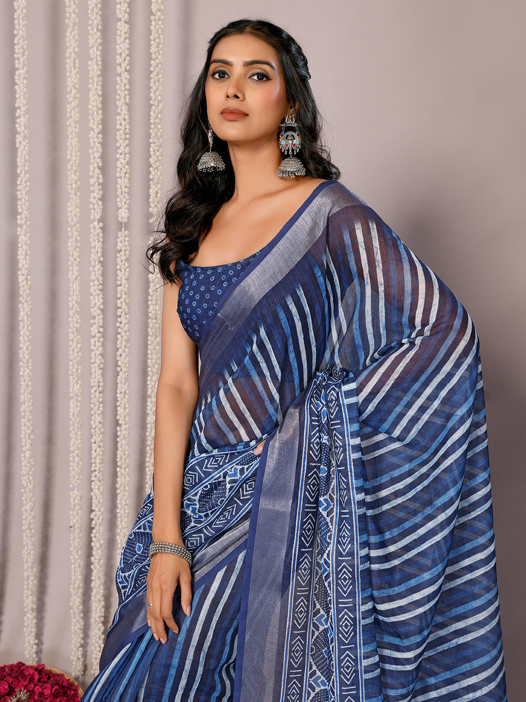 Janasya Blue Cotton Linen Geometric Printed Saree