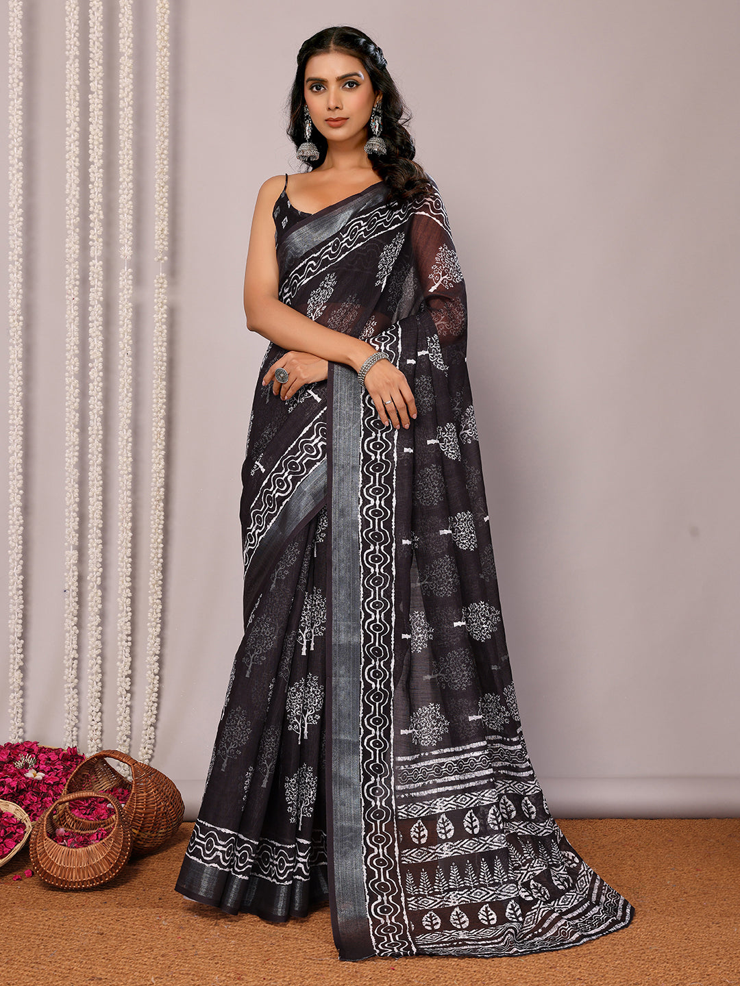 Janasya Black Cotton Linen Floral Printed Saree