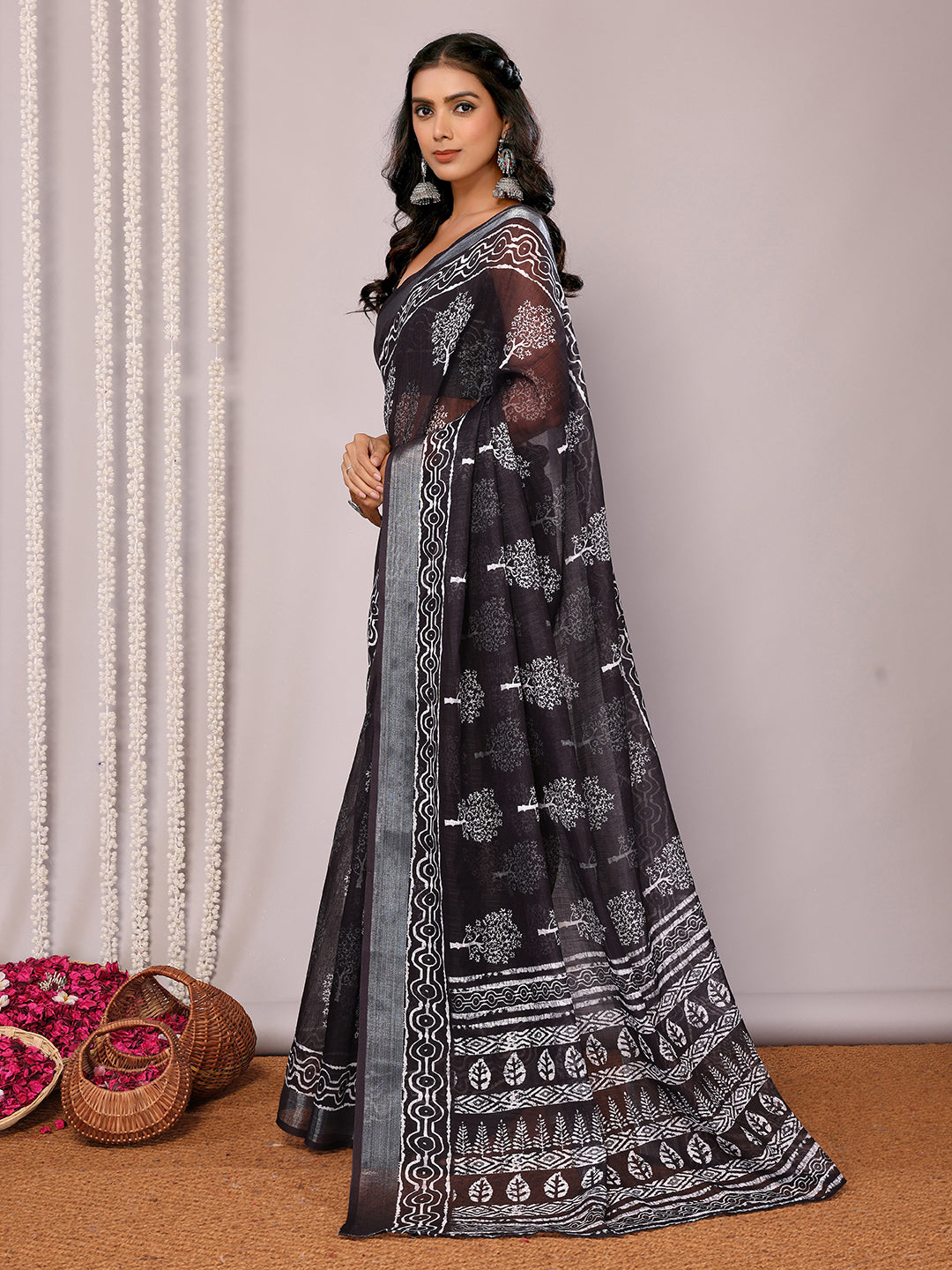 Janasya Black Cotton Linen Floral Printed Saree