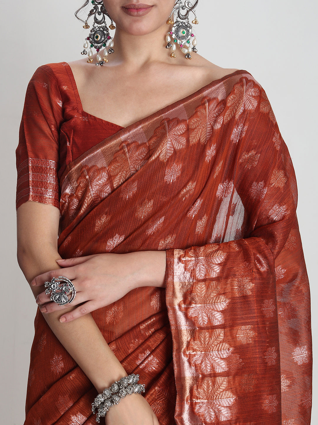 Janasya Rust Linen Blend Floral Jacquard Saree