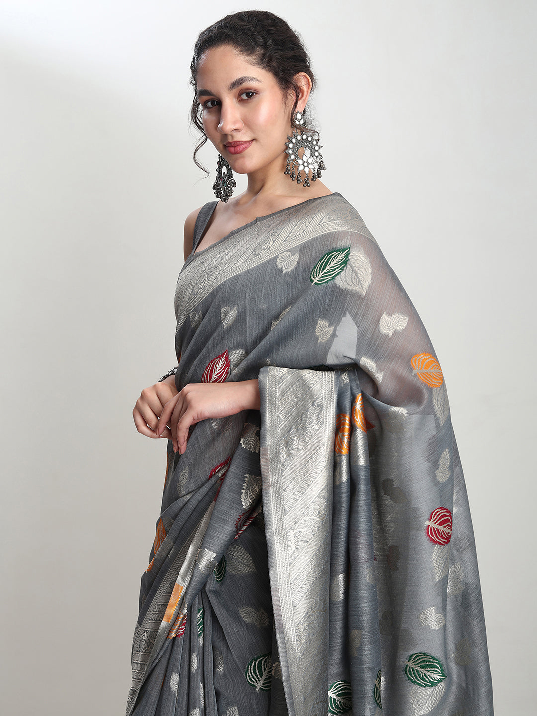 Janasya Grey Linen Blend Floral Jacquard Saree
