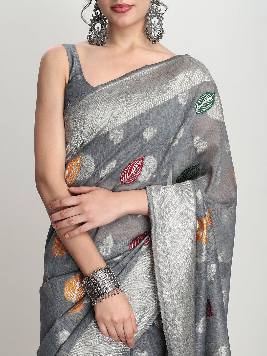 Janasya Grey Linen Blend Floral Jacquard Saree