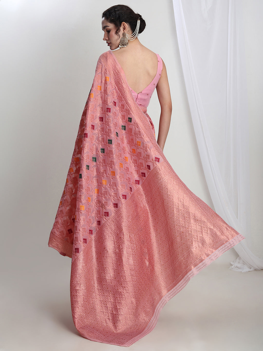 Janasya Pink Linen Blend Geometric Jacquard Saree