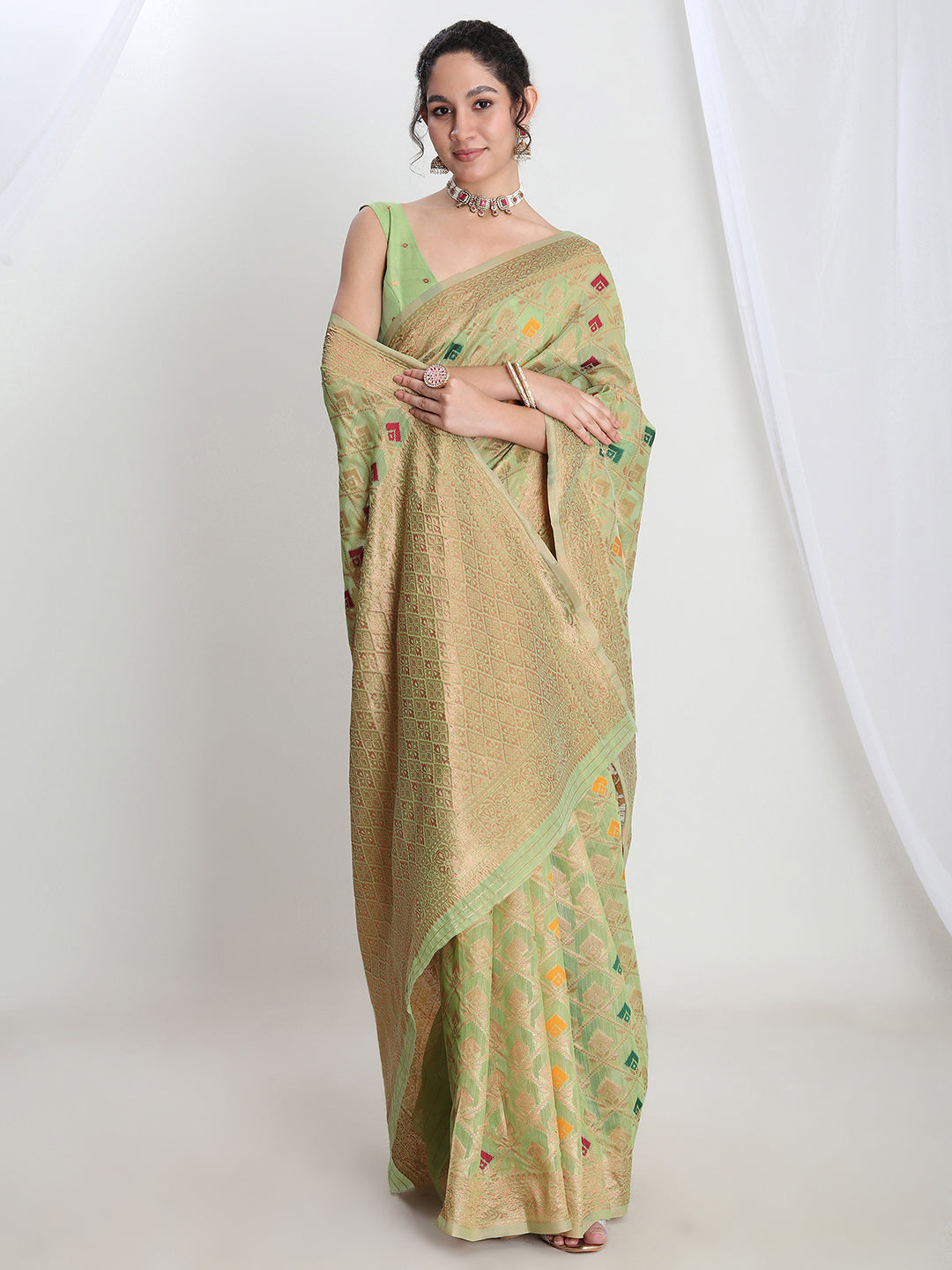 Janasya Green Linen Blend Geometric Jacquard Saree