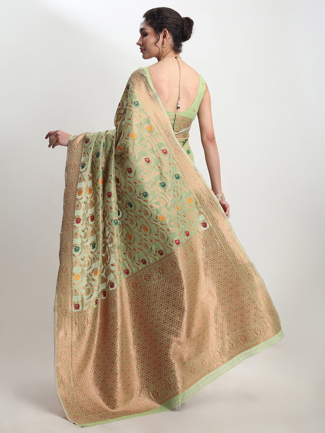 Janasya Light Green Linen Blend Floral Jacquard Saree