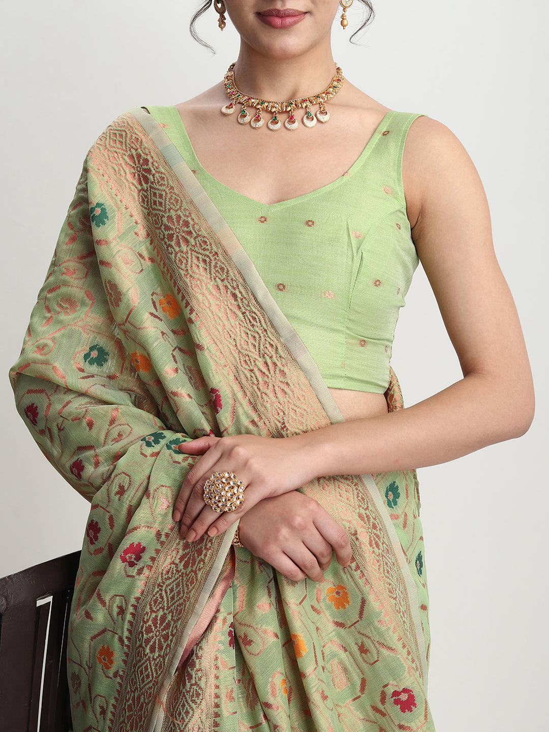 Janasya Light Green Linen Blend Floral Jacquard Saree