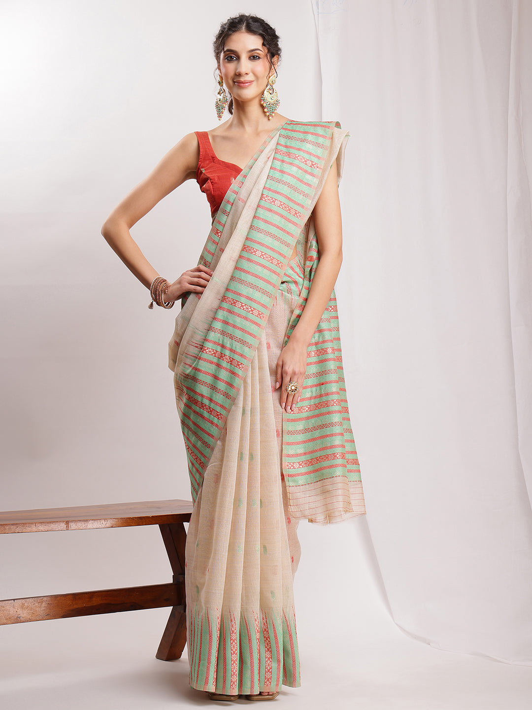 Janasya Beige Silk Blend Ikkat Jacquard Saree