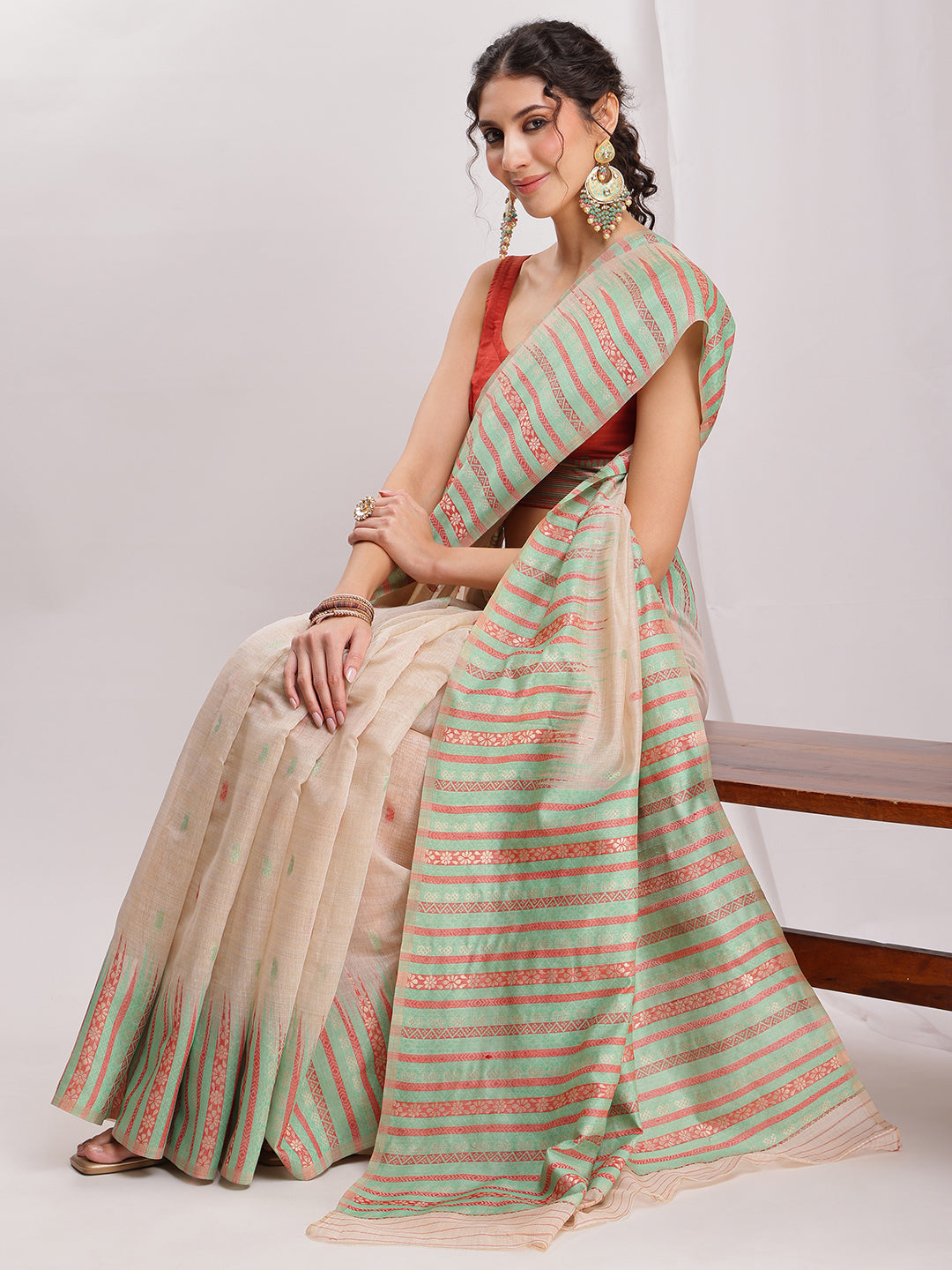 Janasya Beige Silk Blend Ikkat Jacquard Saree
