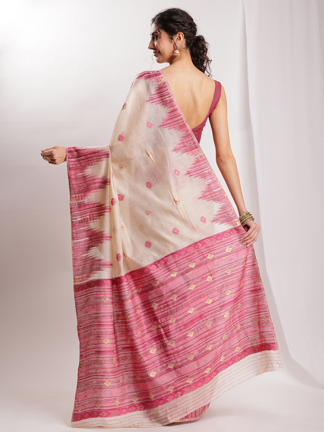 Janasya Beige Silk Blend Ikkat Jacquard Saree