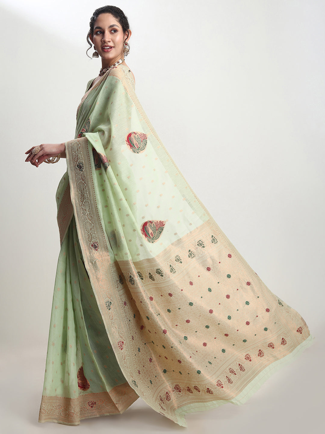 Janasya Light Green Linen Blend Kalamkari Jacquard Saree