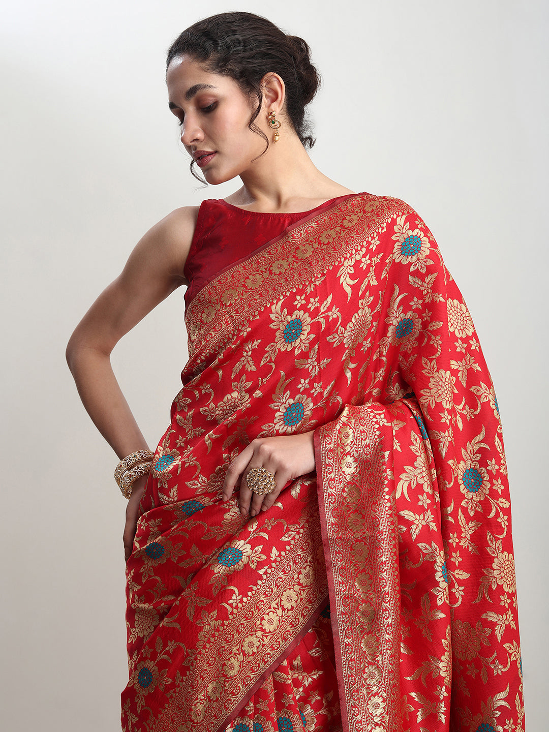 Janasya Red Silk Blend Floral Jacquard Saree