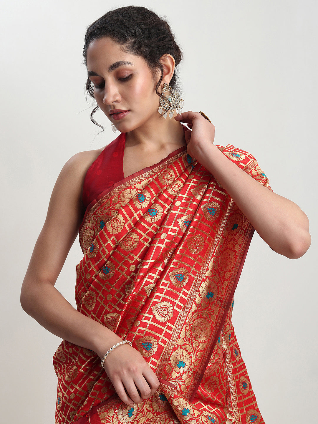 Janasya Red Silk Blend Ethnic Motifs Jacquard Saree