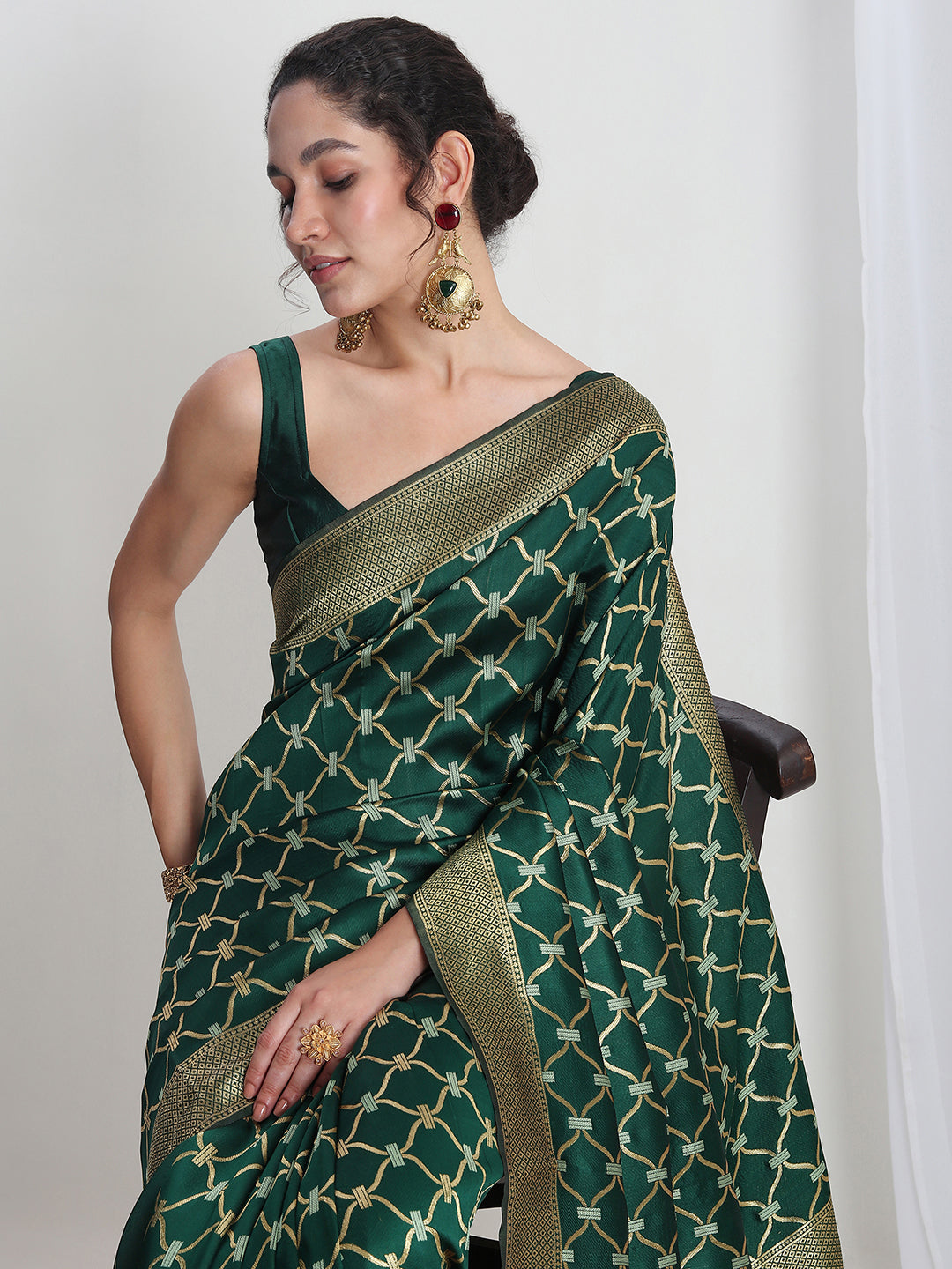 Janasya Green Silk Blend Ethnic Printed Jacquard Saree