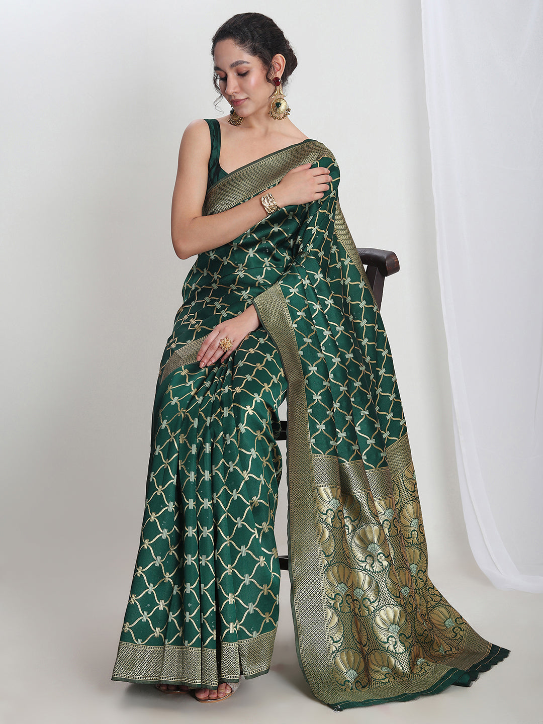 Janasya Green Silk Blend Ethnic Printed Jacquard Saree