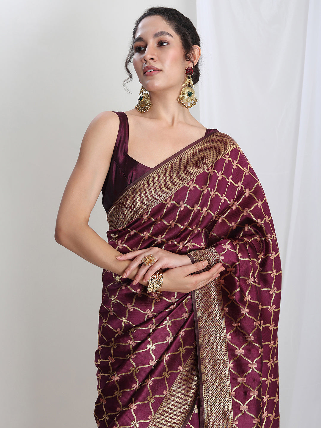 Janasya Purple Silk Blend Ethnic Printed Jacquard Saree