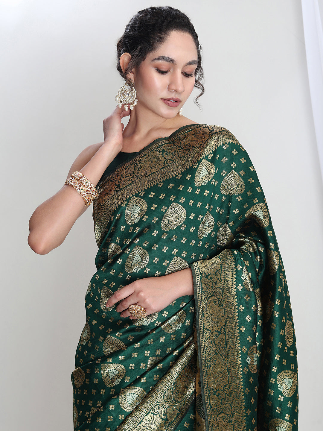 Janasya Green Silk Blend Ethnic Motifs Jacquard Saree
