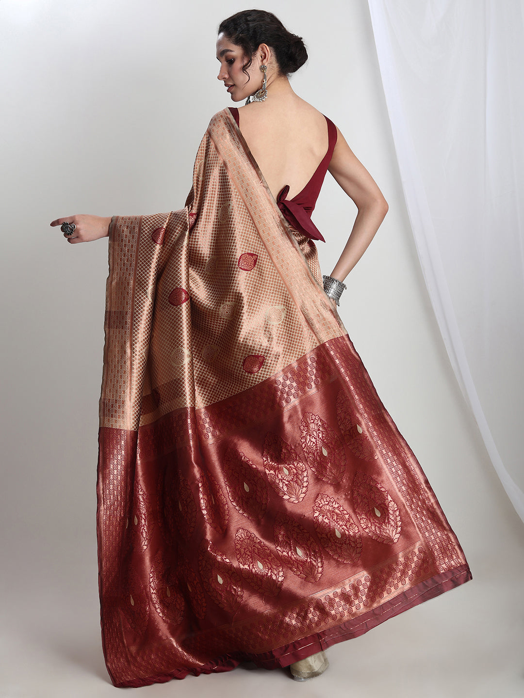 Janasya Beige Silk Blend Ethnic Printed Jacquard Saree