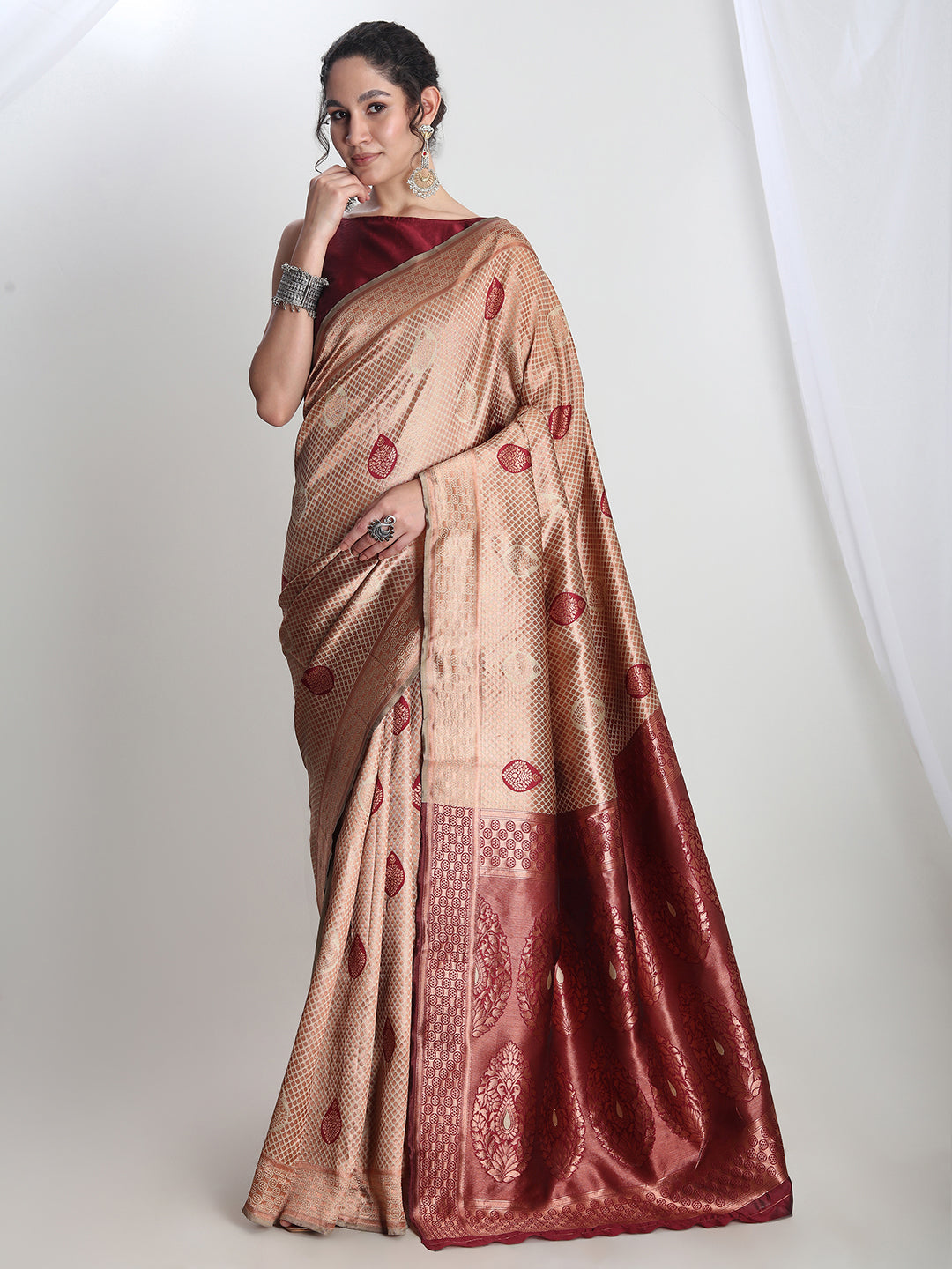 Janasya Beige Silk Blend Ethnic Printed Jacquard Saree