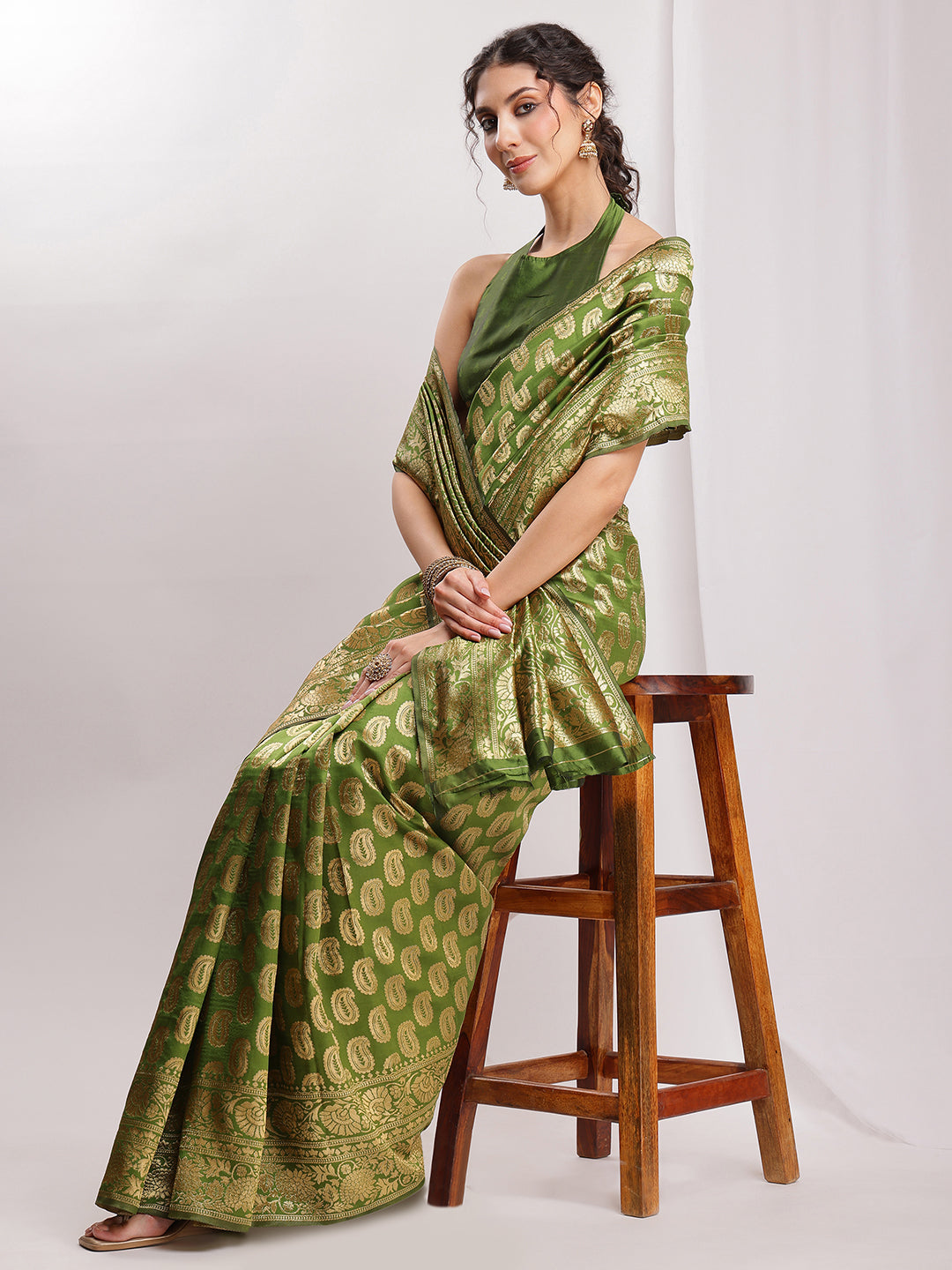Janasya Green Silk Blend Paisley Jacquard Saree