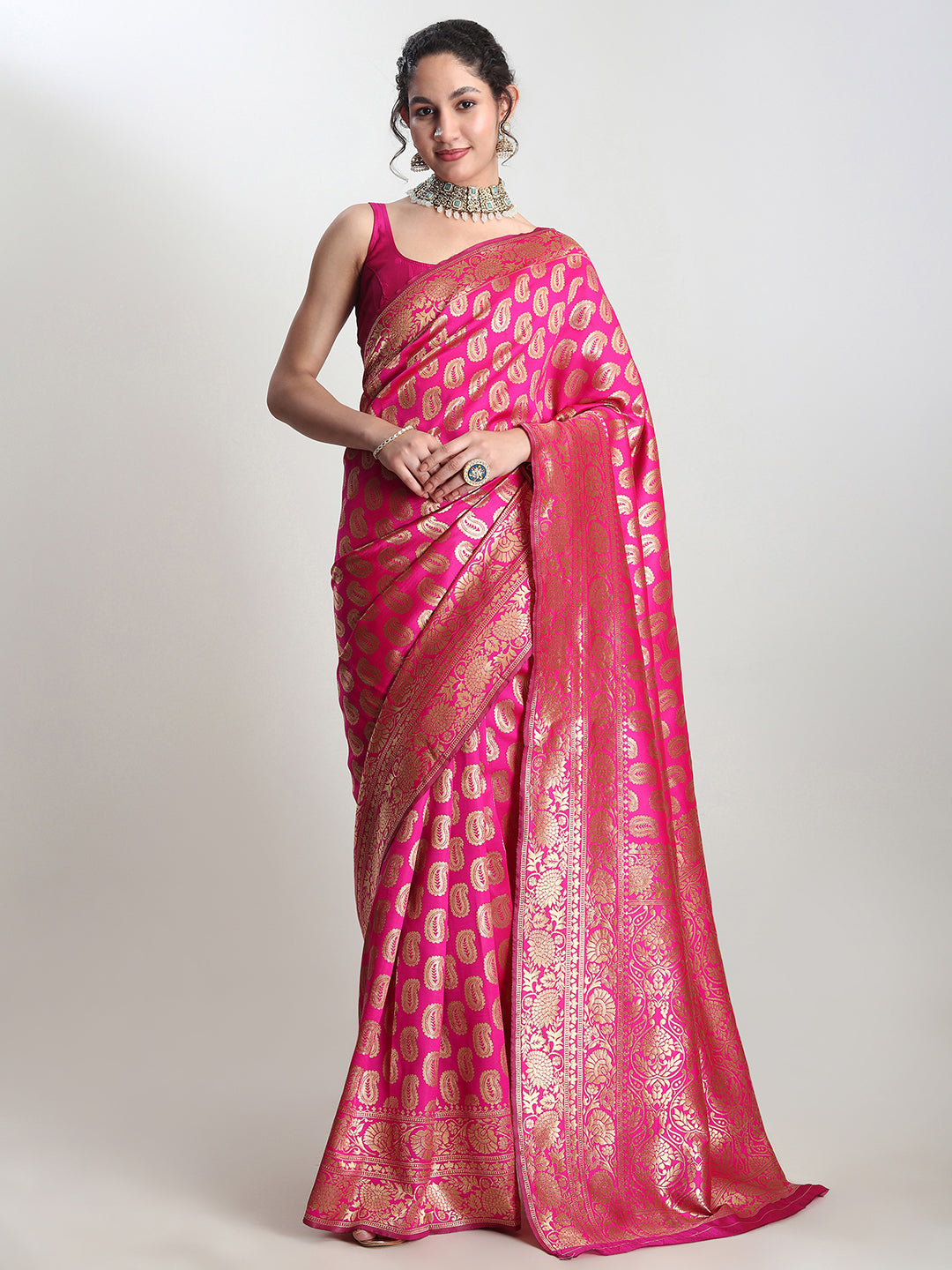 Janasya Pink Silk Blend Paisley Jacquard Saree