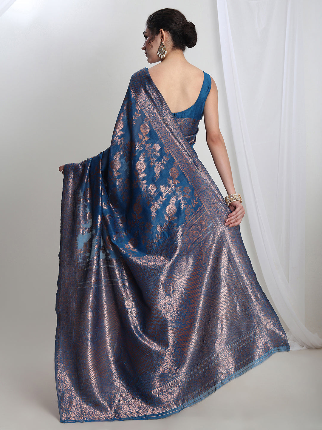Janasya Blue Silk Blend Floral Jacquard Saree