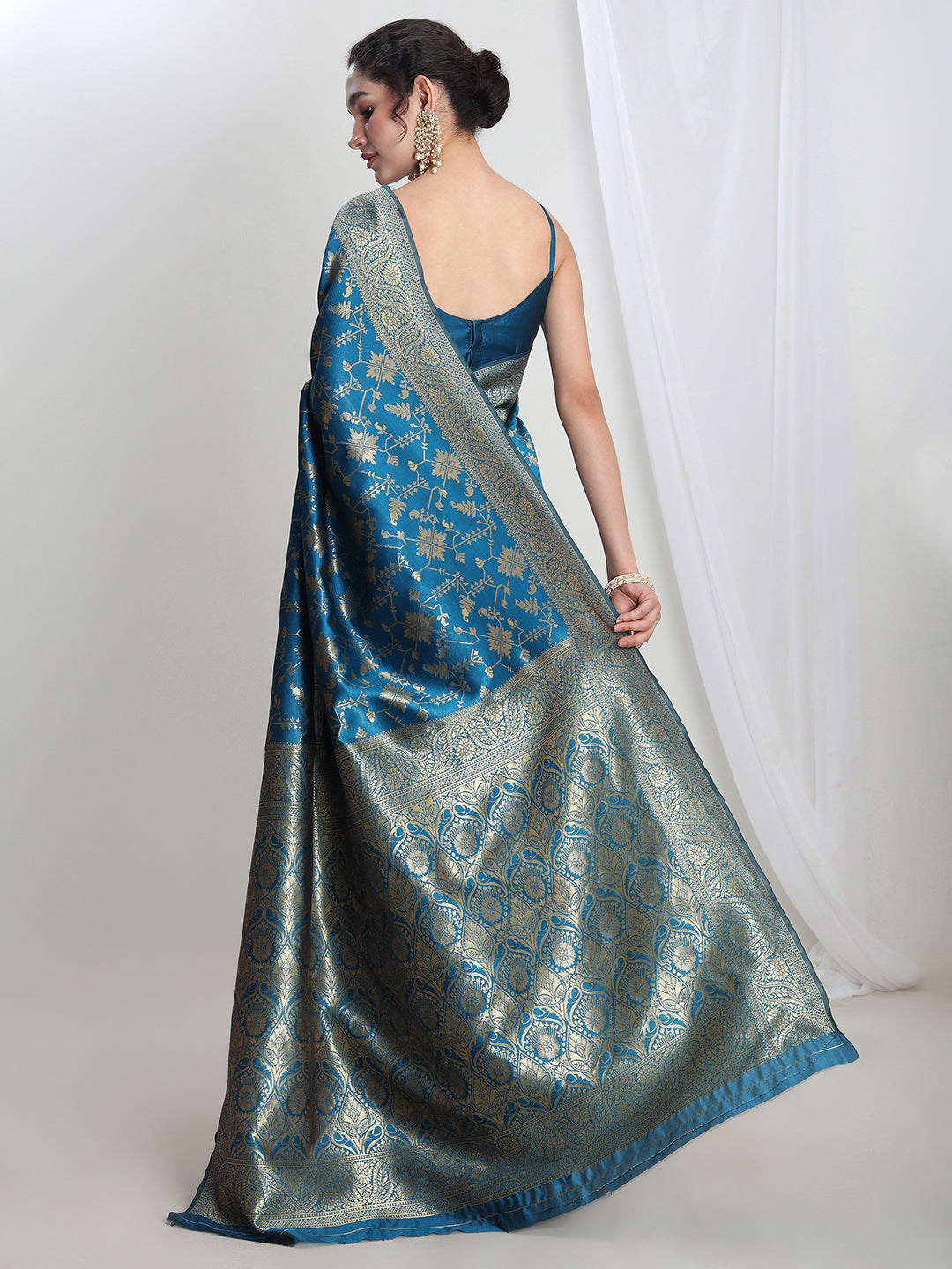 Janasya Teal Blue Silk Blend Geometric Jacquard Saree