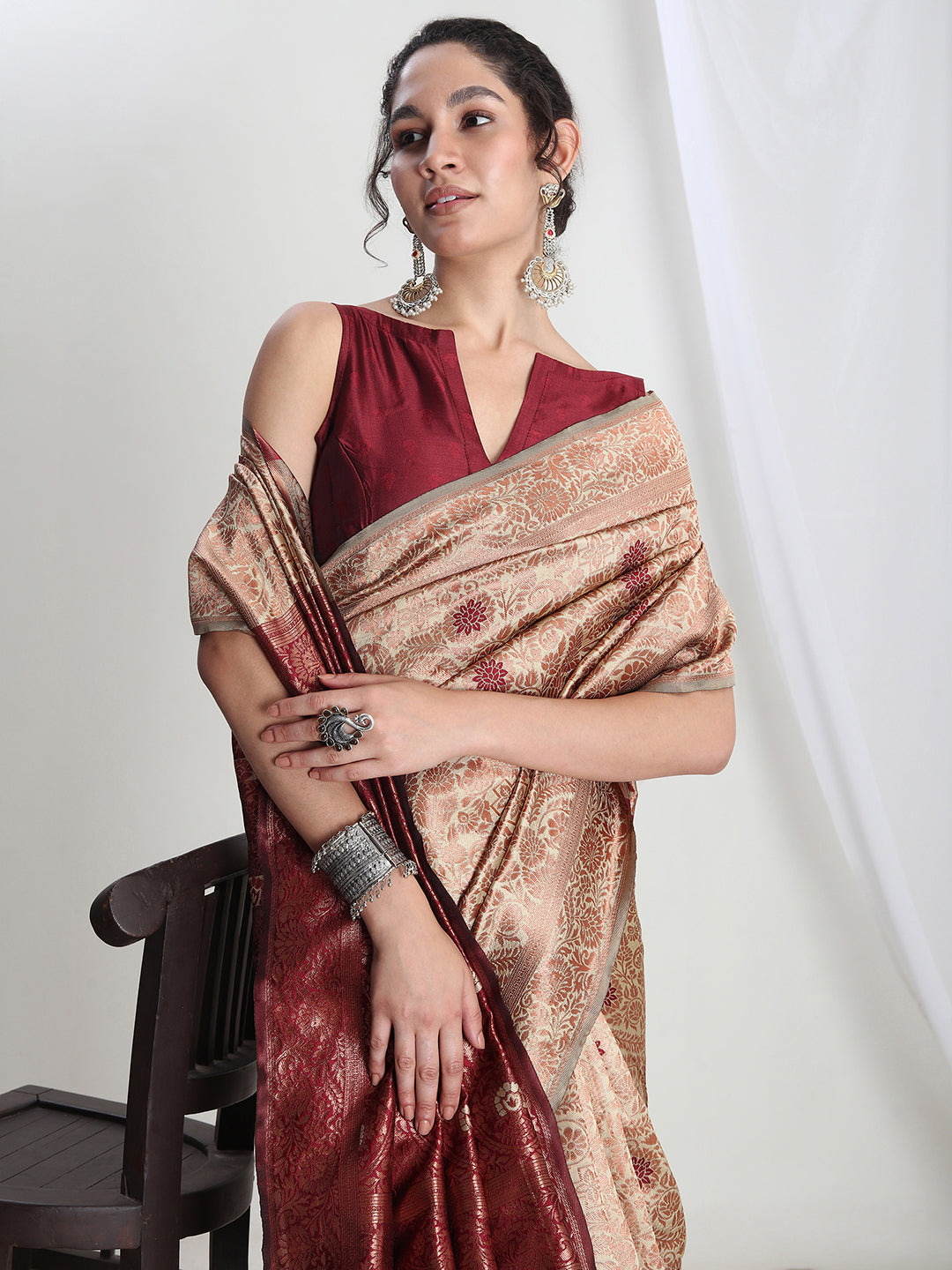 Janasya Beige Silk Blend Floral Jacquard Saree