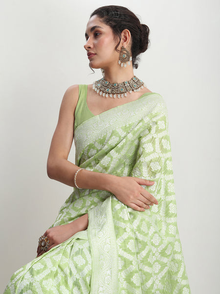 Janasya Light Green Silk Blend Floral Jacquard Saree