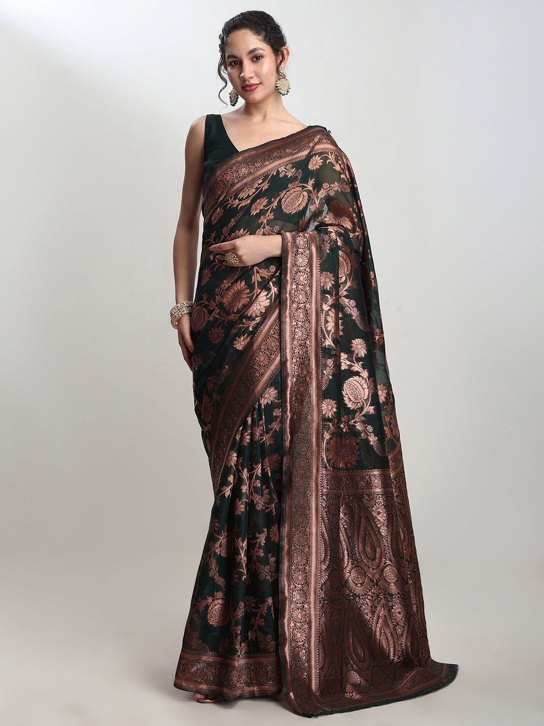 Janasya Dark Green Silk Blend Floral Jacquard Saree