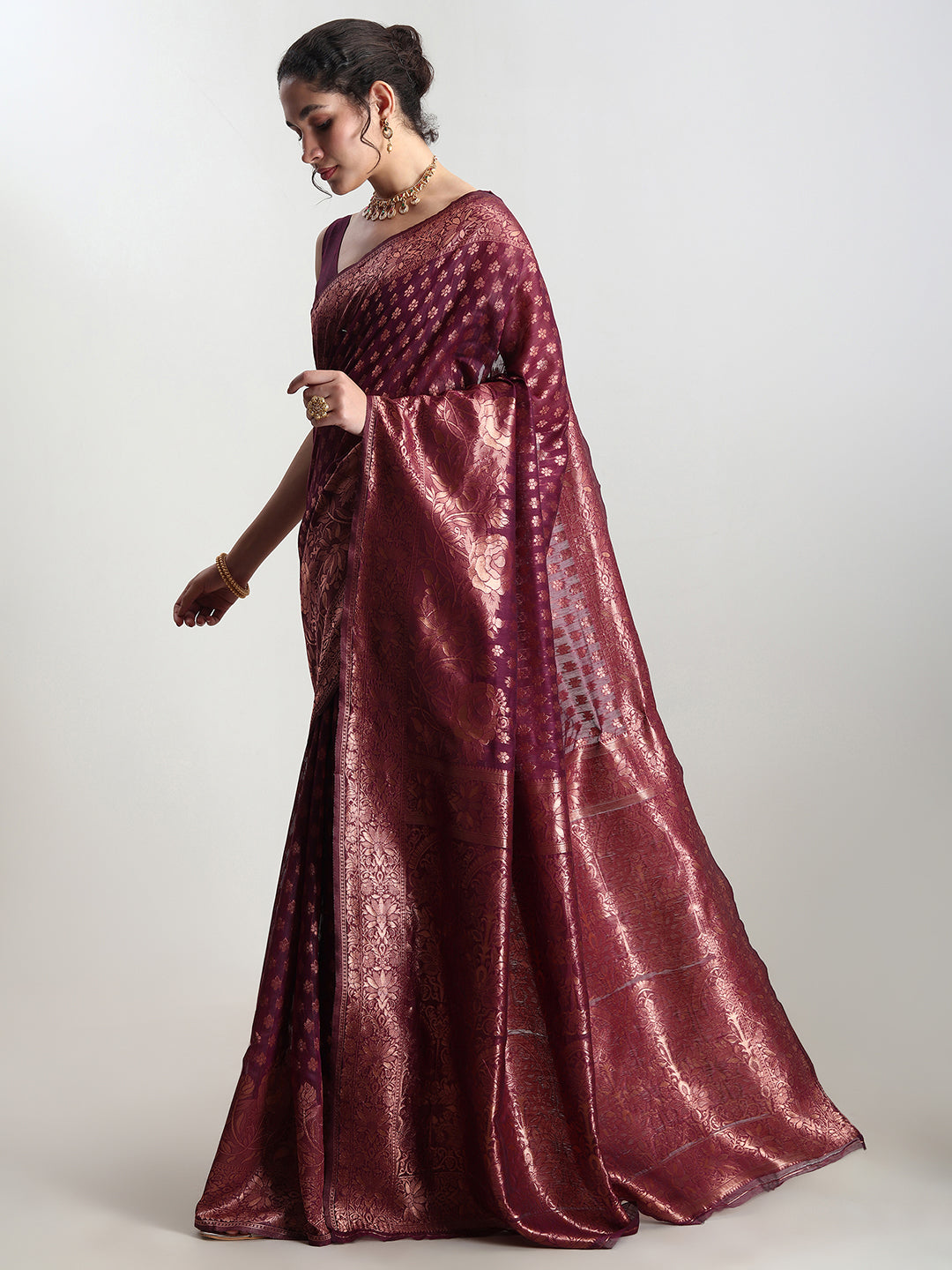 Janasya Purple Silk Blend Floral Jacquard Saree