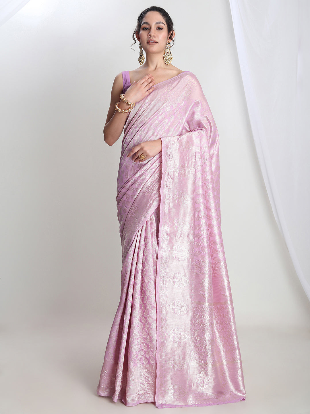 Janasya Lavender Silk Blend Leaf Motifs Jacquard Saree