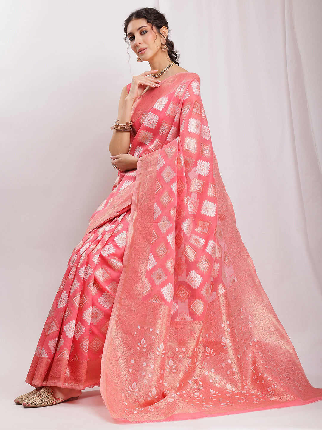 Janasya Navy Blue Silk Blend Geometric Jacquard Saree