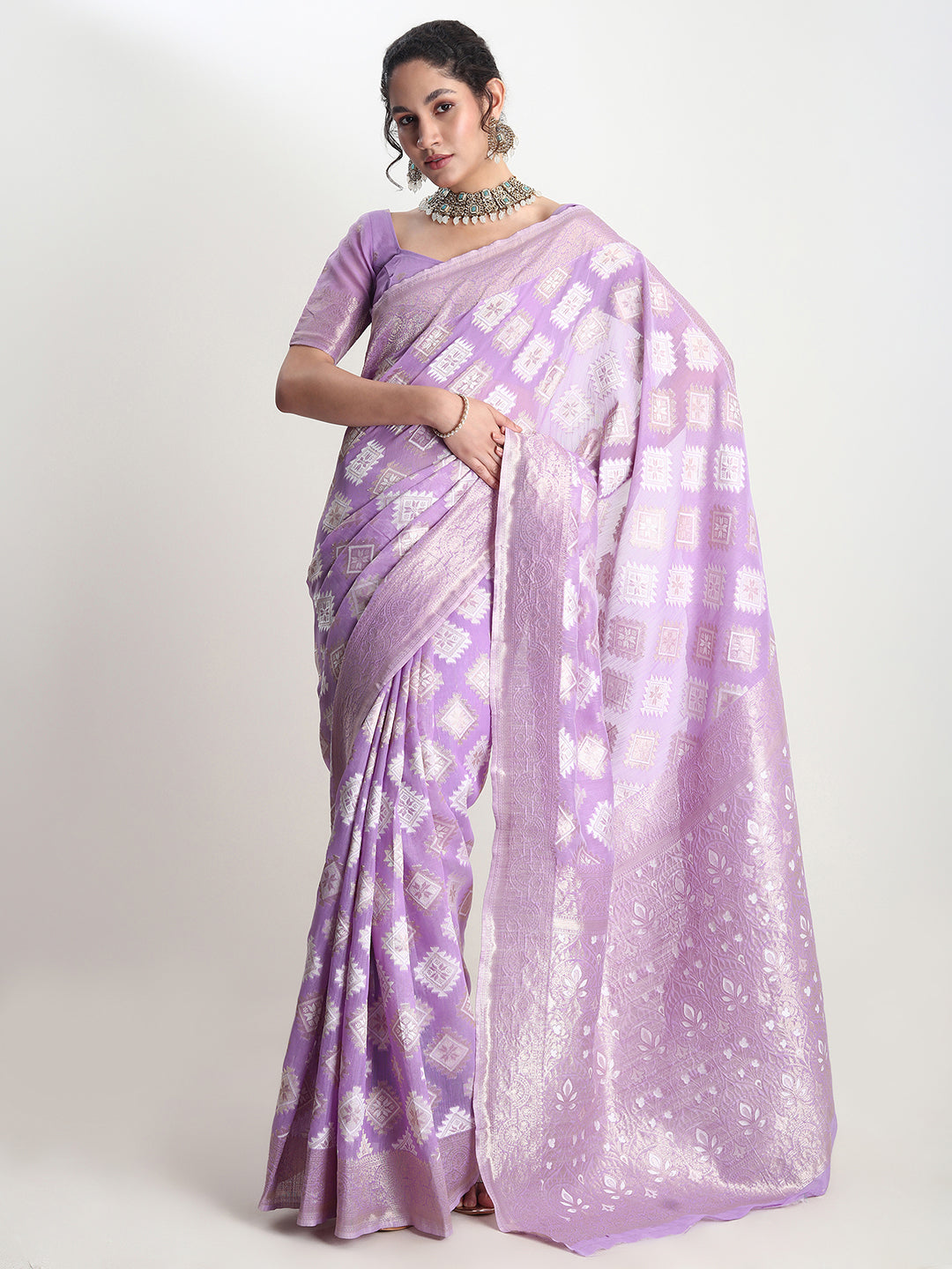 Janasya Lavender Silk Blend Geometric Jacquard Saree