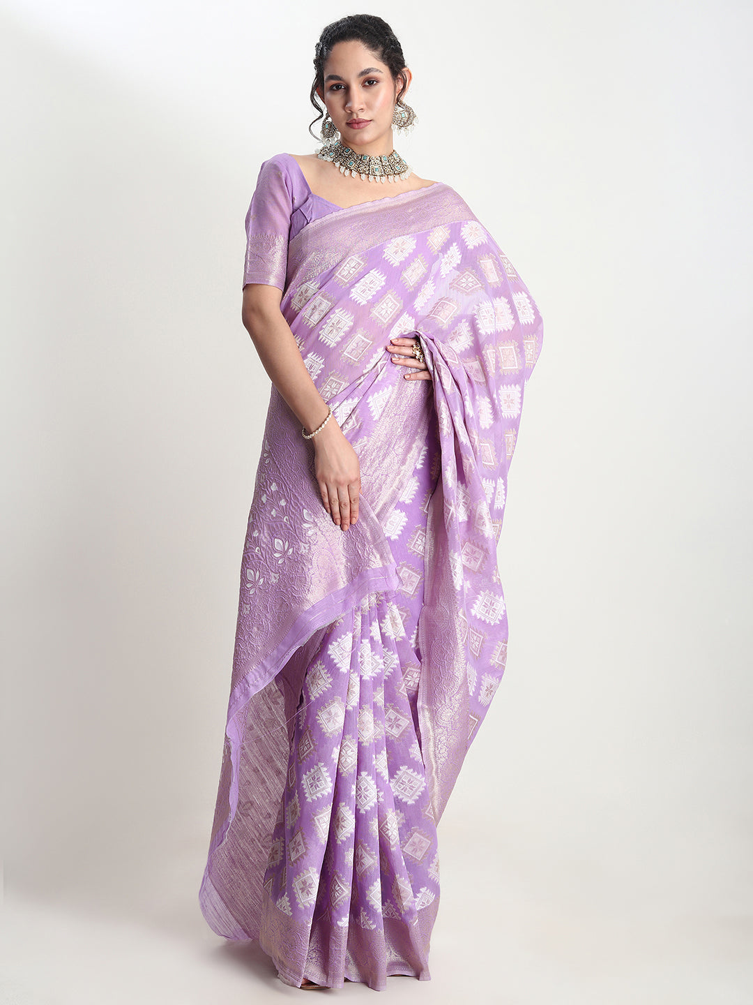 Janasya Lavender Silk Blend Geometric Jacquard Saree