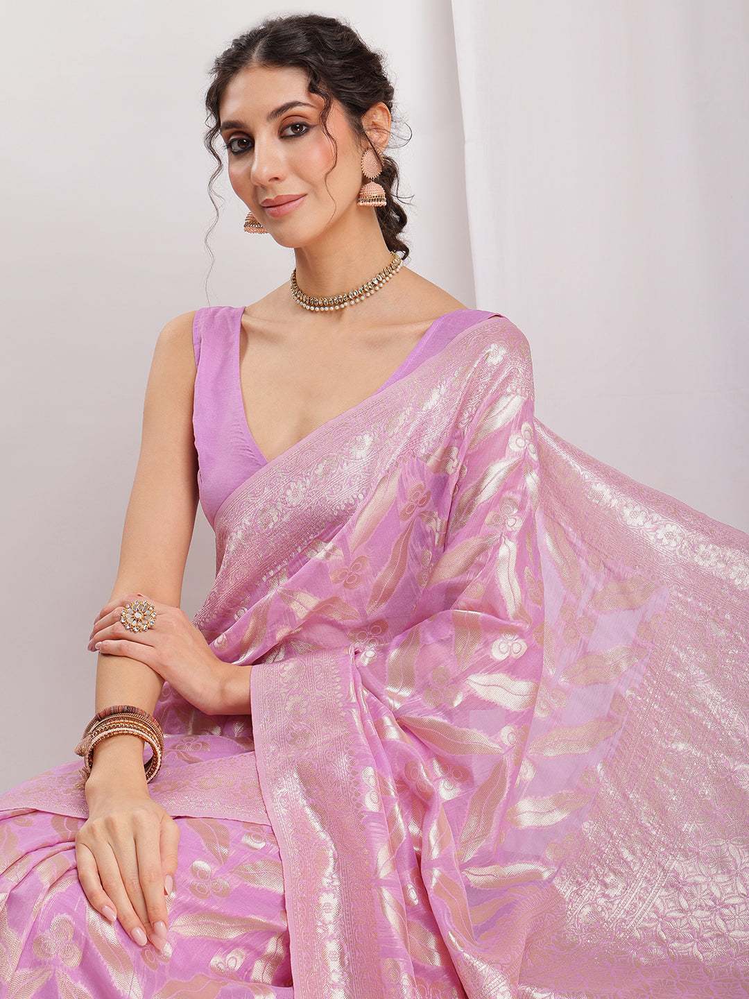 Janasya Lavender Silk Blend Floral Jacquard Saree