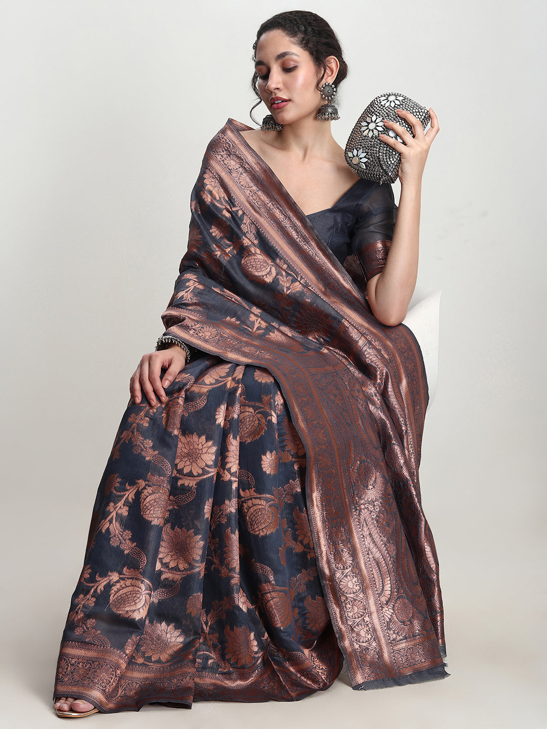 Janasya Dark Grey Silk Blend Floral Jacquard Saree