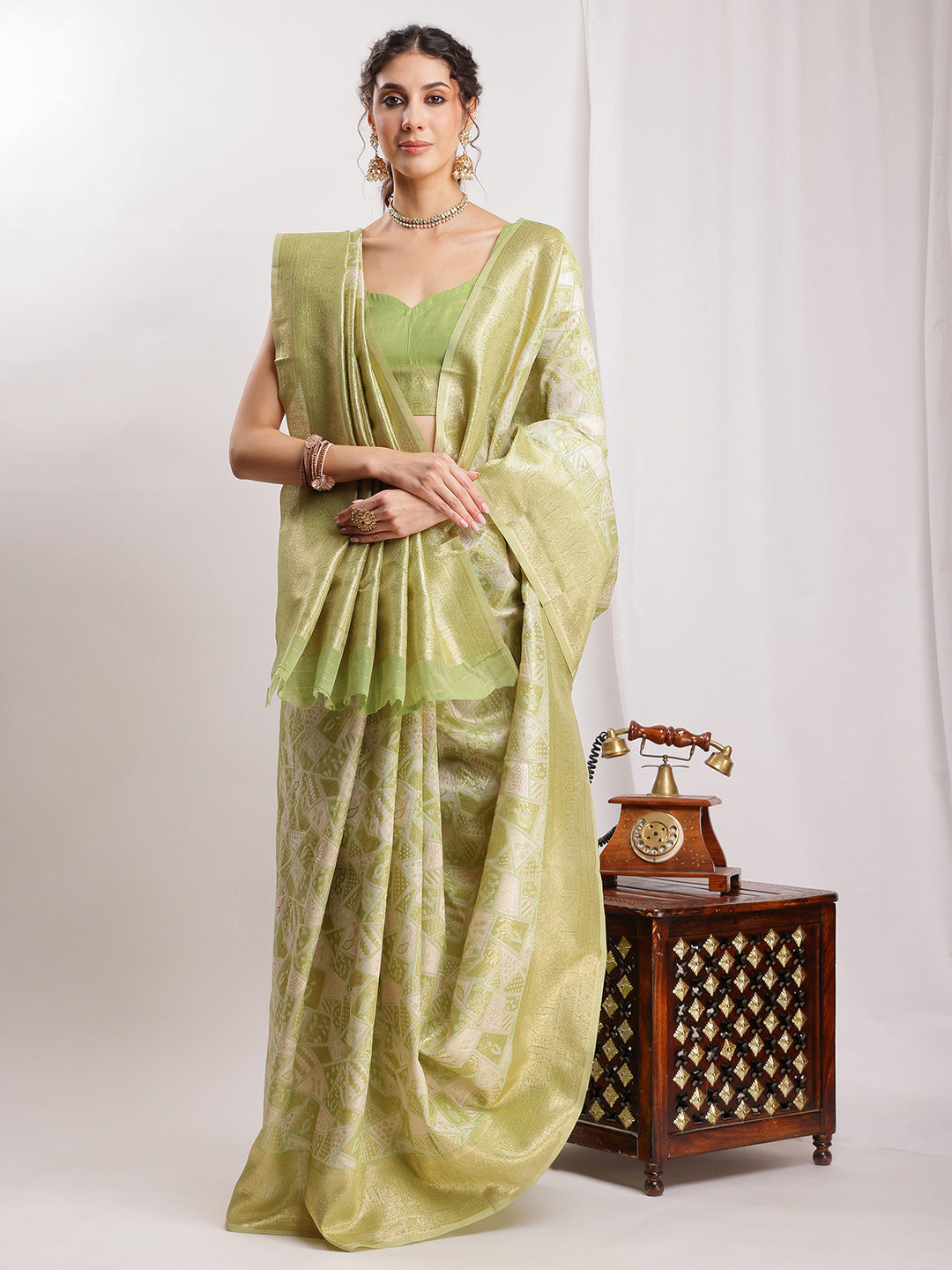 Janasya Green Silk Blend Geometric Jacquard Saree