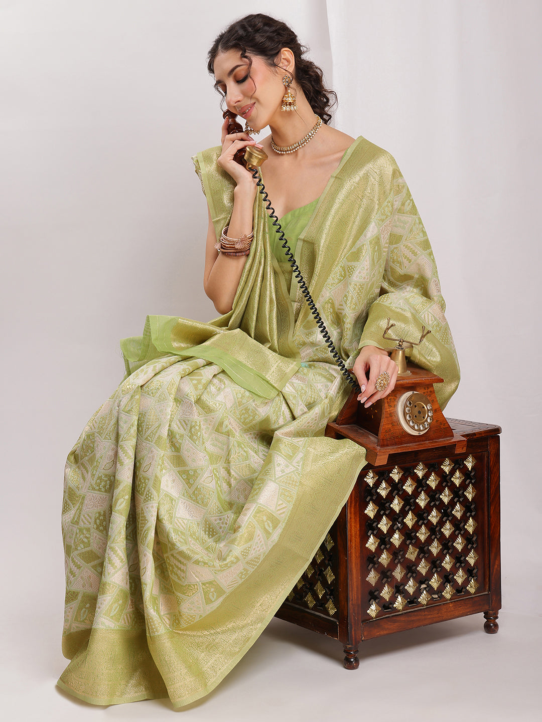 Janasya Green Silk Blend Geometric Jacquard Saree
