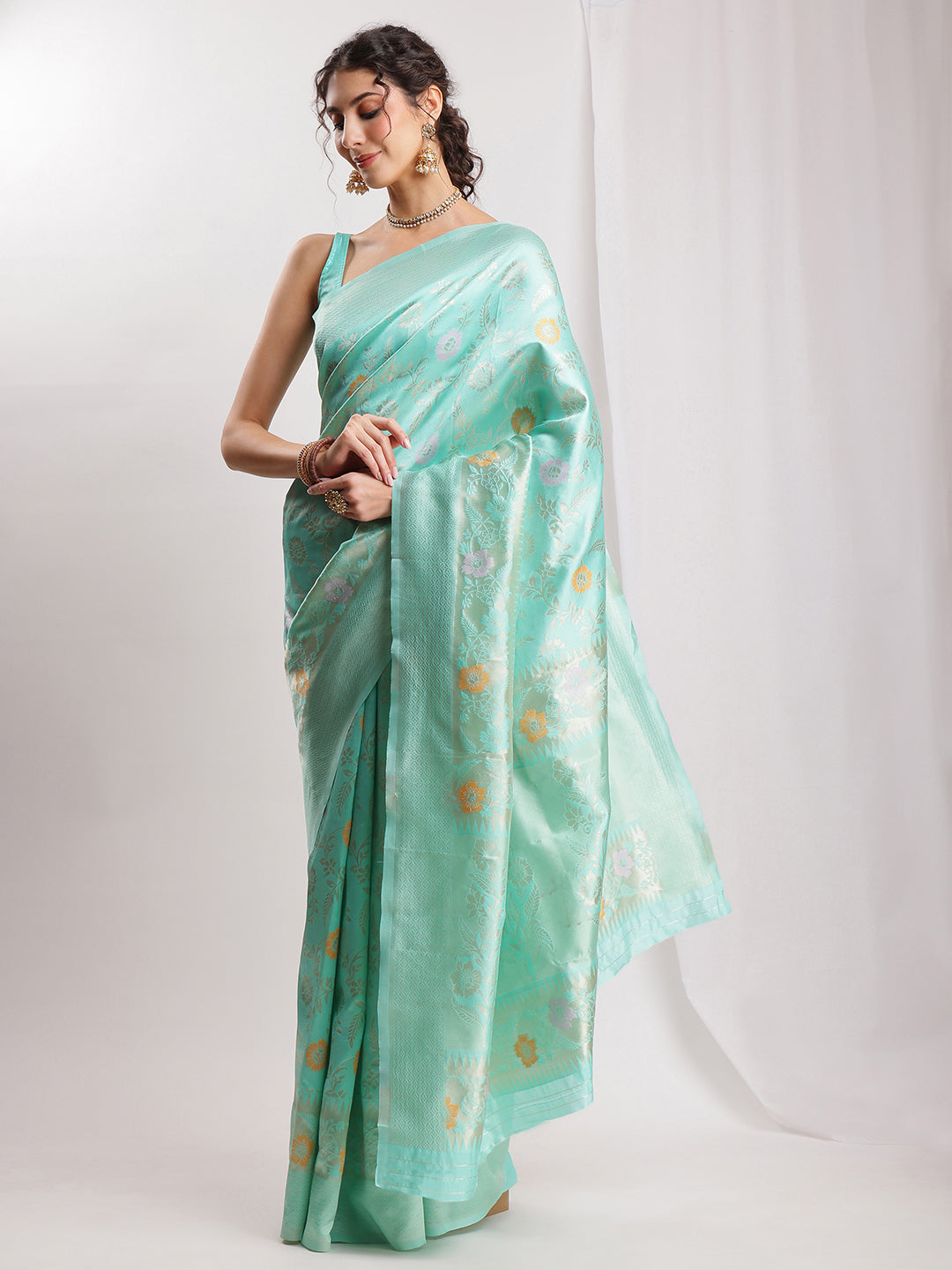 Janasya Sea Green Silk Blend Floral Jacquard Saree