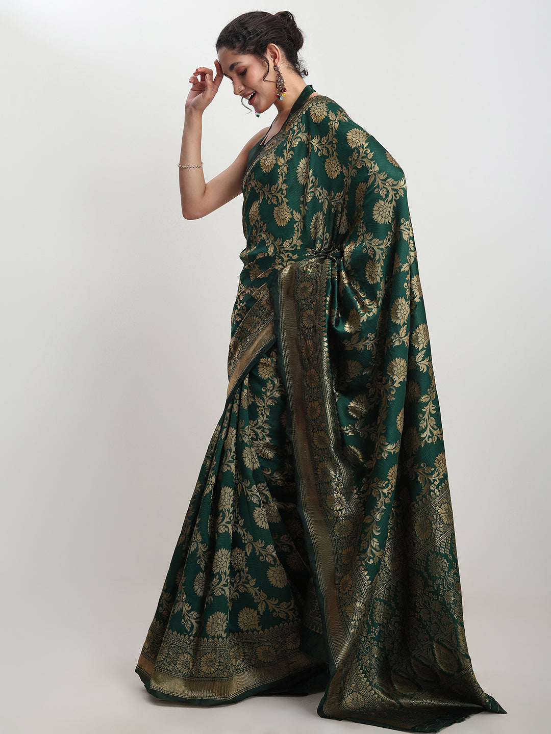 Janasya Dark Green Silk Blend Floral Jacquard Saree