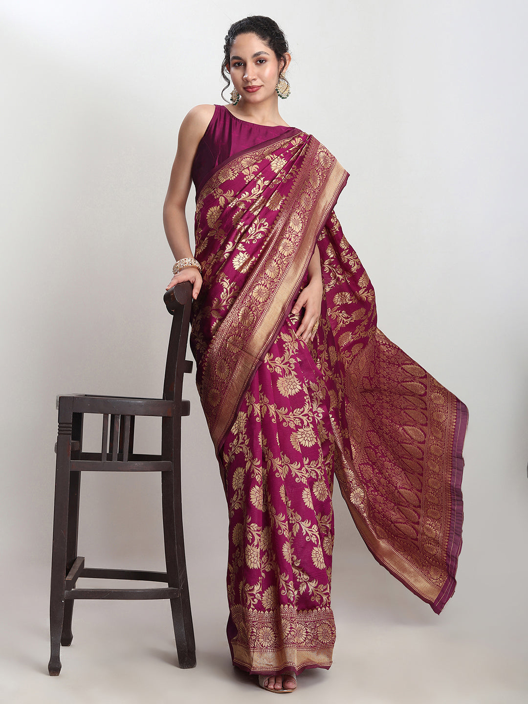 Janasya Purple Silk Blend Floral Jacquard Saree