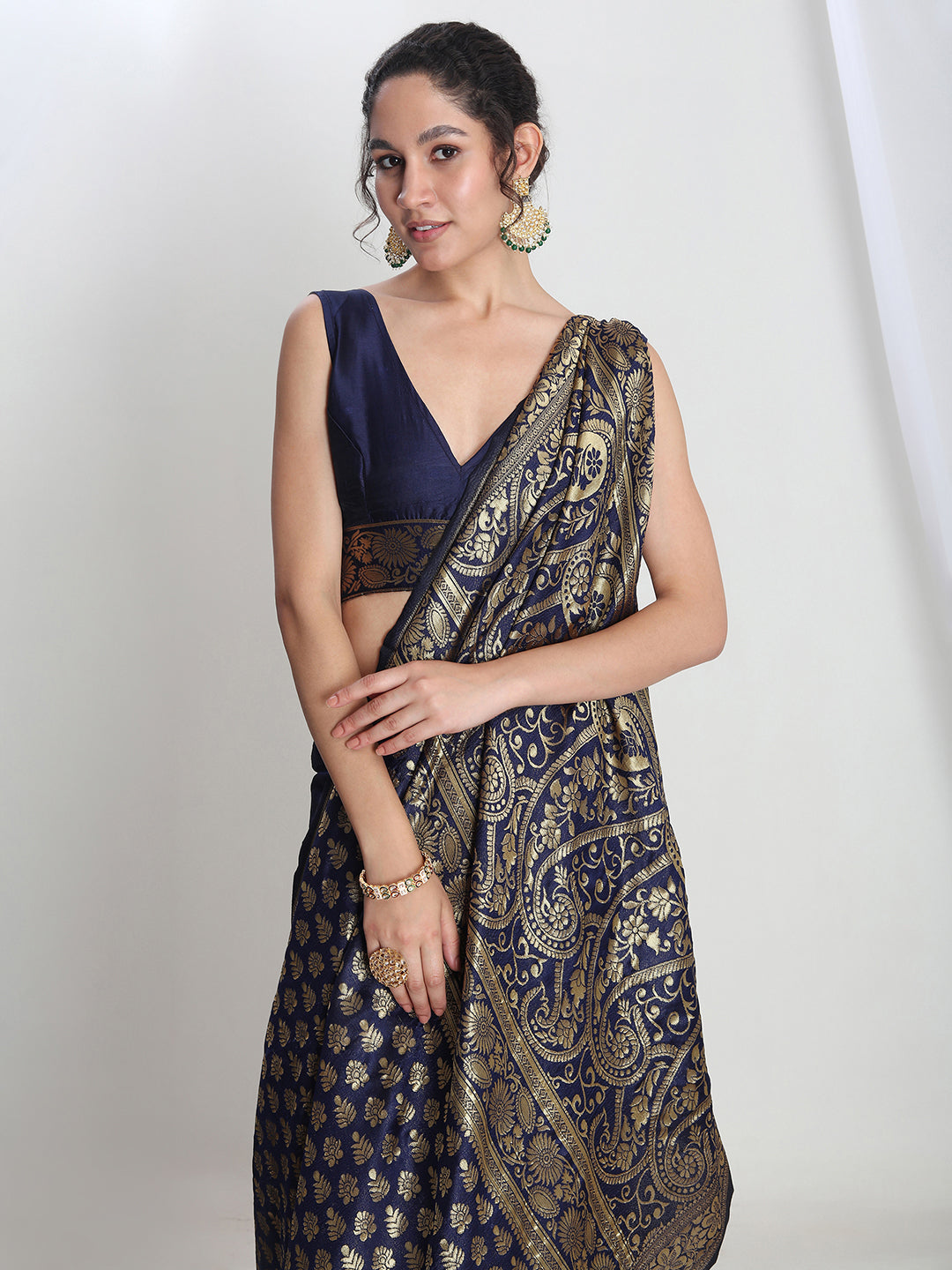 Janasya Navy Blue Silk Blend Geometric Jacquard Saree