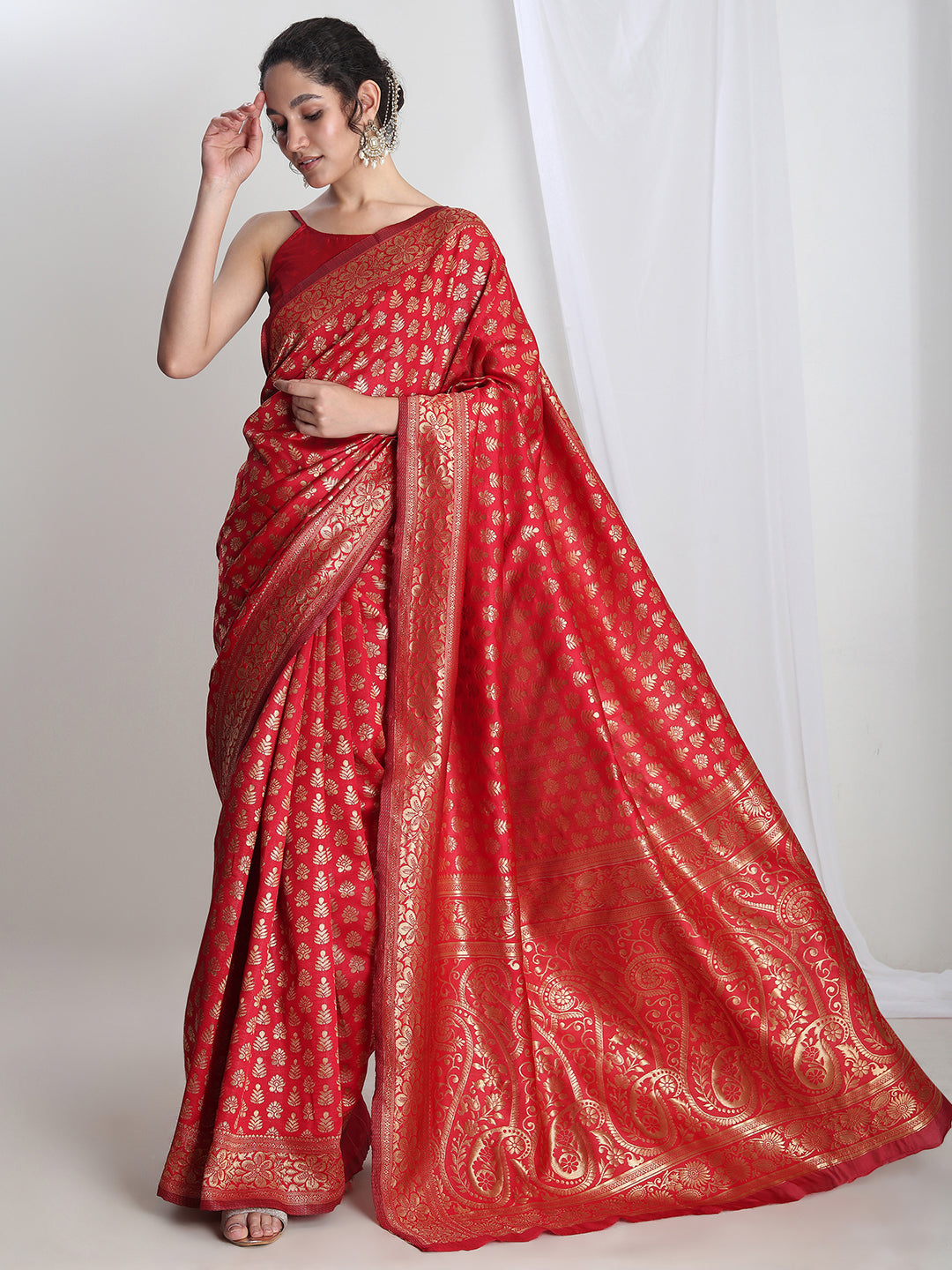 Janasya Red Silk Blend Floral Jacquard Saree
