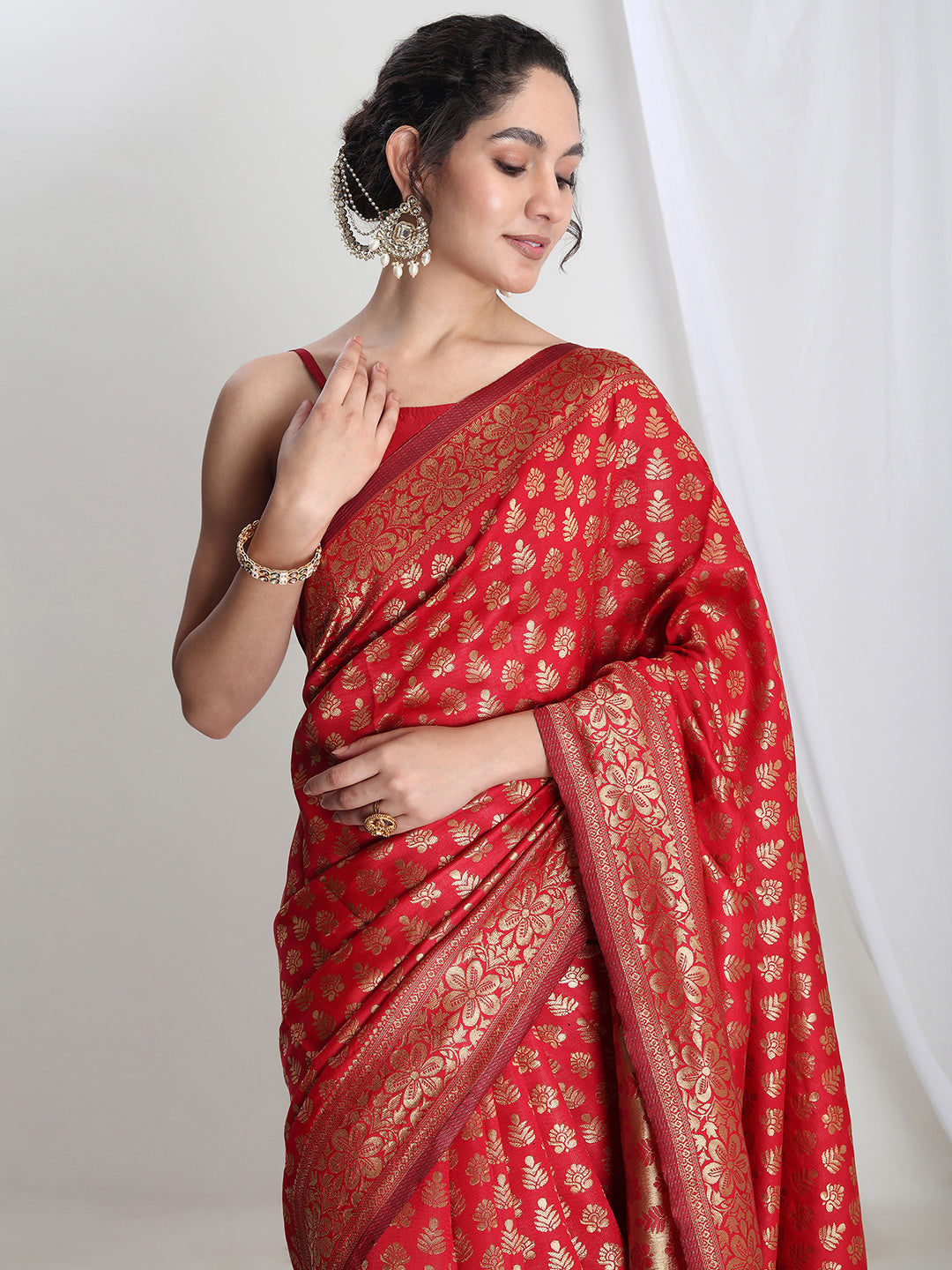 Janasya Red Silk Blend Floral Jacquard Saree