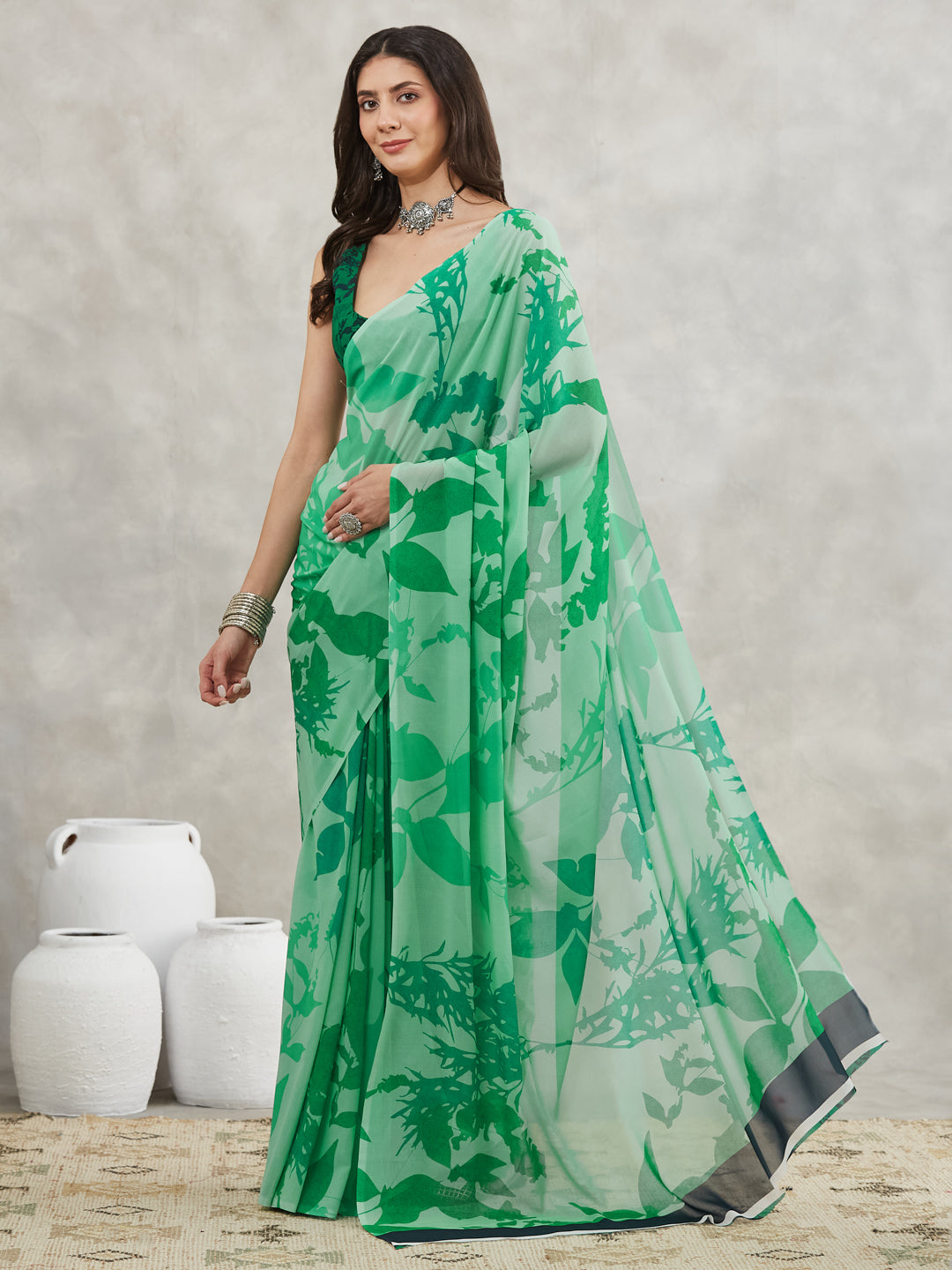Janasya Green Georgette Abstract Printed Saree