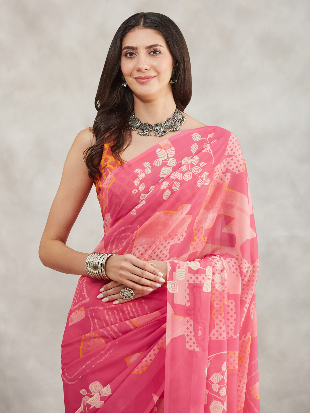 Janasya Pink Georgette Geometric Printed Saree