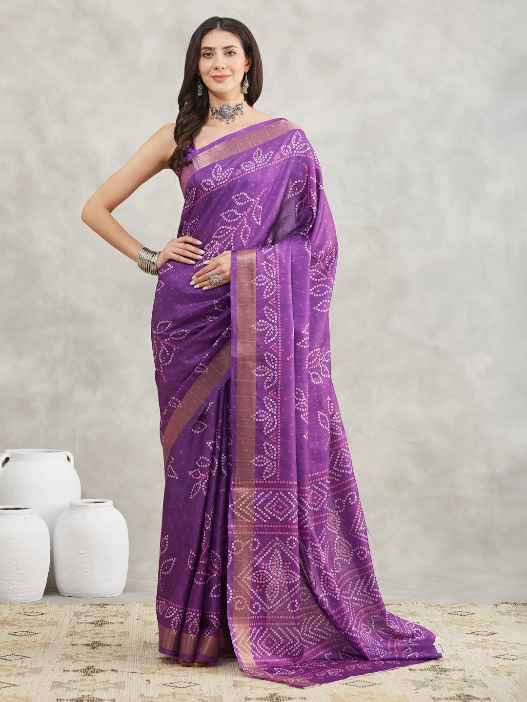 Janasya Purple Silk Blend Bandhani Printed Saree